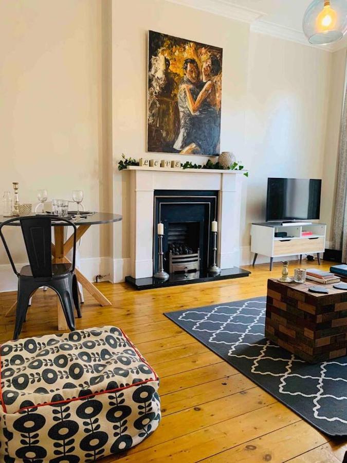 Luxury Fulham Flat With 5* Touches Nr River Thames London Exterior photo